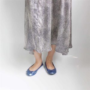 Pearl Blue Flats Try-It-On Picture